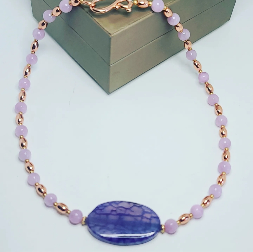 Kunzite, Agate necklace